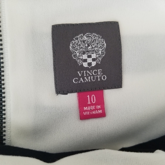 NWT Vince Camuto Black/White Stripe Shift Dress Size 10 Asymmetrical Sleeveless - Picture 2 of 15